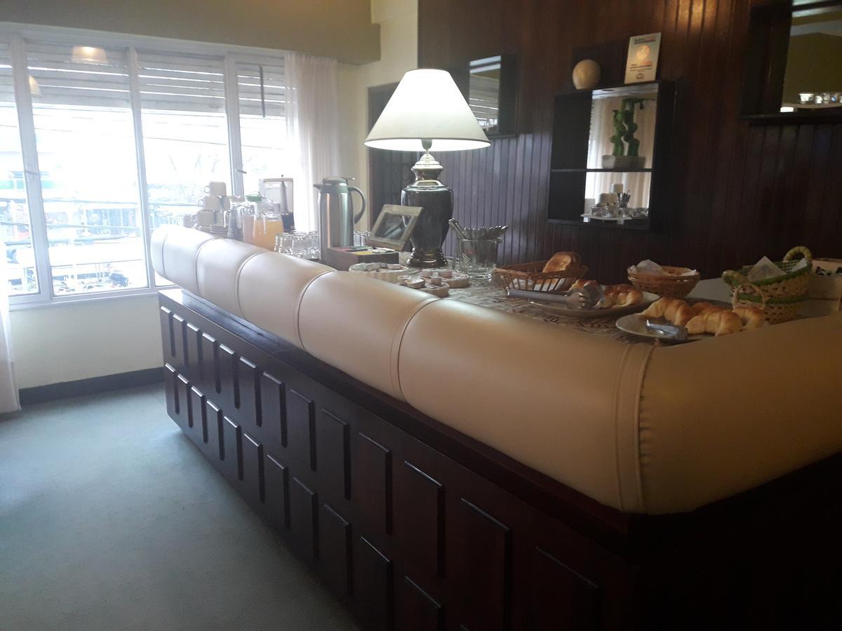 Iberia Hotel Olascoaga Неукен Екстер'єр фото